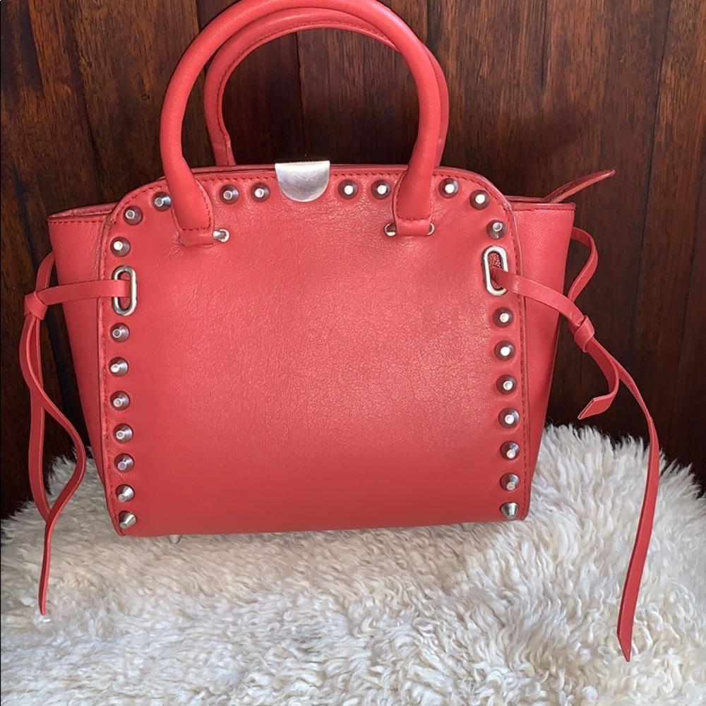 Sorial handbag